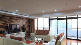 3 Bedroom Condo for rent in Kallista Mansion, Khlong Toei Nuea, Bangkok near BTS Nana