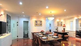 3 Bedroom Condo for rent in Kallista Mansion, Khlong Toei Nuea, Bangkok near BTS Nana