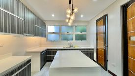 5 Bedroom House for rent in Almanza Dos, Metro Manila