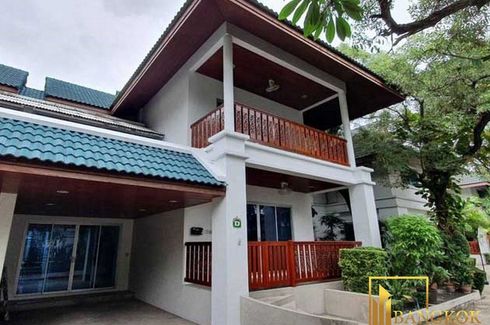 3 Bedroom House for rent in J.S.K.Mansion, Khlong Tan, Bangkok near BTS Thong Lo