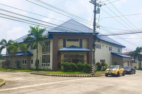 11 Bedroom House for sale in Amsic, Pampanga