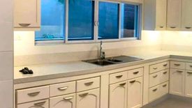 5 Bedroom House for sale in Magallanes Village, Magallanes, Metro Manila near MRT-3 Magallanes