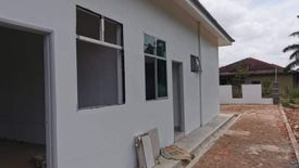 4 Bedroom House for sale in Behrang, Perak