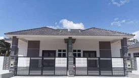 4 Bedroom House for sale in Behrang, Perak