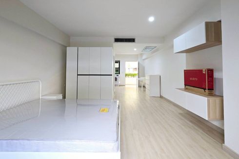 1 Bedroom Condo for sale in Baan Yuppayong, Hua Mak, Bangkok near MRT Ramkhamhaeng 12