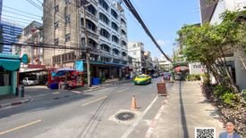 3 Bedroom Commercial for sale in Silom, Bangkok near BTS Surasak