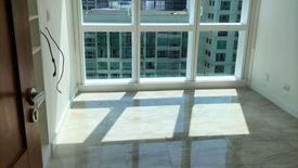 2 Bedroom Condo for sale in 8 Forbestown Centre, Taguig, Metro Manila