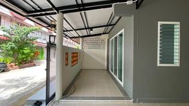 3 Bedroom Townhouse for sale in Banpisan Thakham 28, Samae Dam, Bangkok