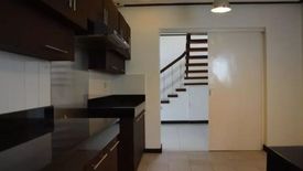 4 Bedroom House for rent in Magallanes, Metro Manila near MRT-3 Magallanes