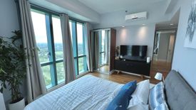 2 Bedroom Condo for sale in 8 Forbestown Centre, Taguig, Metro Manila