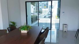3 Bedroom Townhouse for rent in iField Bangna, Dokmai, Bangkok
