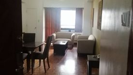 2 Bedroom Condo for rent in San Lorenzo, Metro Manila near MRT-3 Ayala