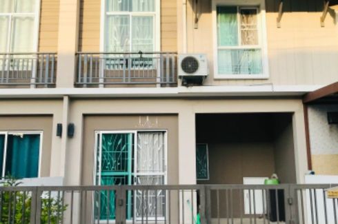 3 Bedroom Townhouse for sale in Prachathipat, Pathum Thani