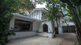 3 Bedroom House for rent in Langsuan, Bangkok near BTS Ratchadamri
