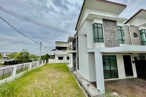 4 Bedroom House for sale in Sri Pinang Villa, Selangor