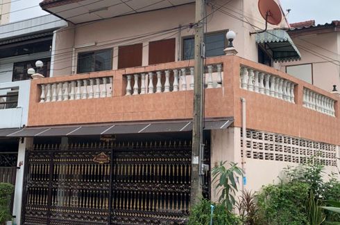 ขายทาวน์เฮ้าส์ หมู่บ้านอยู่เจริญ รัชดา ซอย 3 5 ห้องนอน ใน ดินแดง, ดินแดง ใกล้ MRT พระราม 9