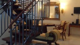 2 Bedroom Condo for sale in San Lorenzo, Metro Manila