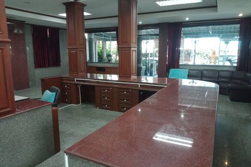 Office for rent in Prachathipat, Pathum Thani