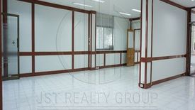 1 Bedroom Office for rent in Suriyawong, Bangkok near MRT Sam Yan