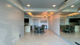 2 Bedroom Condo for sale in Manansala Rockwell, Bangkal, Metro Manila near MRT-3 Magallanes