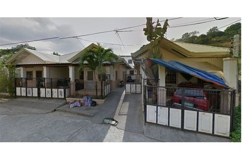 10 Bedroom House for sale in Santo Tomas, Zambales