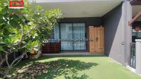 3 Bedroom Townhouse for sale in Khlong Phra Udom, Nonthaburi