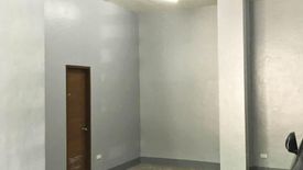 Commercial for rent in Malate, Metro Manila near LRT-1 Vito Cruz