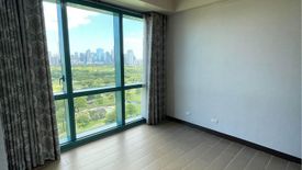 2 Bedroom Condo for rent in 8 Forbestown Centre, Taguig, Metro Manila