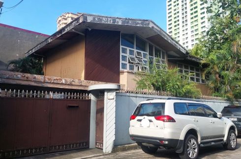 4 Bedroom House for sale in Barangay 97, Metro Manila near MRT-3 Taft Avenue