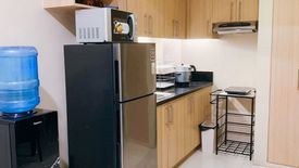 1 Bedroom Condo for sale in Salcedo Square, San Lorenzo, Metro Manila