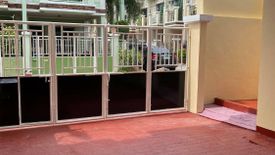 3 Bedroom Townhouse for sale in Pulang Lupa Uno, Metro Manila