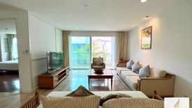 3 Bedroom Serviced Apartment for rent in Silom, Bangkok near BTS Chong Nonsi