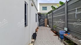 3 Bedroom Townhouse for sale in Bang Duea, Pathum Thani