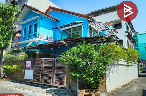 6 Bedroom House for sale in Din Daeng, Bangkok near MRT Phra Ram 9