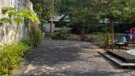 Land for sale in San Lorenzo, Metro Manila near MRT-3 Ayala