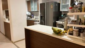 3 Bedroom Condo for sale in Antel Spa Suites, Poblacion, Metro Manila