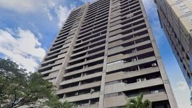 2 Bedroom Condo for rent in Urdaneta, Metro Manila near MRT-3 Ayala