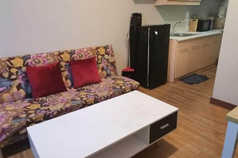 4 Bedroom Condo for sale in Pio Del Pilar, Metro Manila