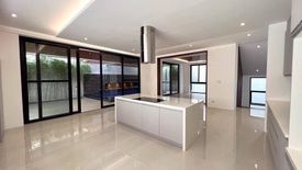 6 Bedroom House for sale in Pansol, Metro Manila