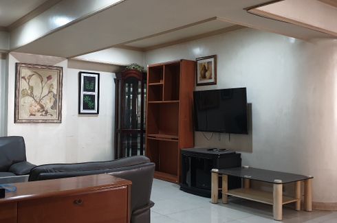 3 Bedroom Condo for sale in San Antonio, Metro Manila near MRT-3 Shaw Boulevard