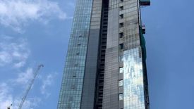 2 Bedroom Condo for sale in Urdaneta, Metro Manila near MRT-3 Buendia