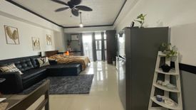 1 Bedroom Condo for sale in San Lorenzo, Metro Manila