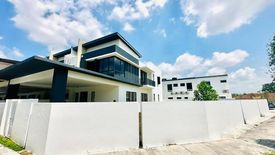 5 Bedroom House for sale in Kampung Baru Nilai, Negeri Sembilan