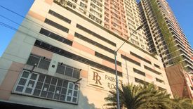 3 Bedroom Condo for sale in Urdaneta, Metro Manila near MRT-3 Ayala