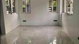 6 Bedroom House for rent in Batasan Hills, Metro Manila