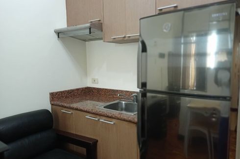 Condo for rent in Pio Del Pilar, Metro Manila