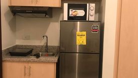 1 Bedroom Condo for sale in Paseo De Roces, Pio Del Pilar, Metro Manila