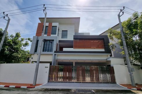 5 Bedroom House for sale in Kristada Nakhon 21, Bang Kaeo, Samut Prakan near BTS Bang Na