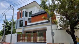 5 Bedroom House for sale in Kristada Nakhon 21, Bang Kaeo, Samut Prakan near BTS Bang Na