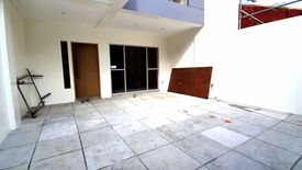 4 Bedroom Townhouse for sale in Guitnang Bayan II, Rizal